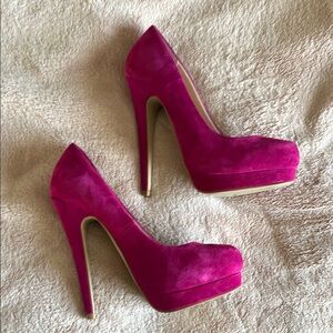 Fuchsia High Heeled Platform Pumps with Stiletto Heel and Rounded Toe